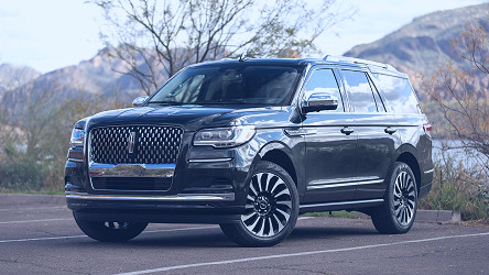 2022 Lincoln Navigator First Drive Review: An Updated Land Yacht Coming for  Cadillac's Ass